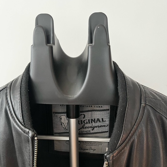 Chevignon leather jacket - Picture 3 of 10